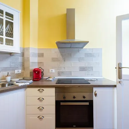 Balcony Spacious 2br Historic Centre Appartement