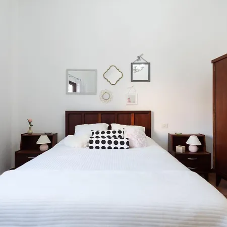 Balcony Spacious 2br Historic Centre