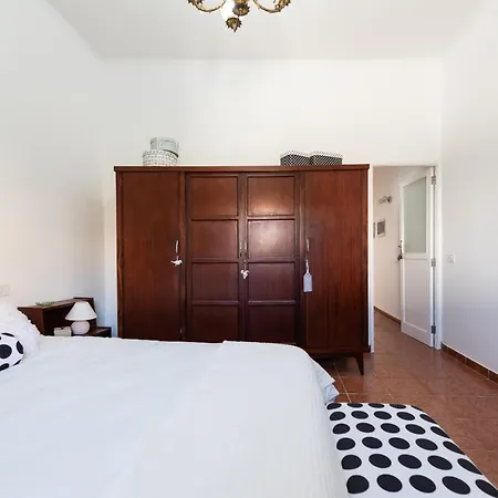 Apartmán Balcony Spacious 2br Historic Centre